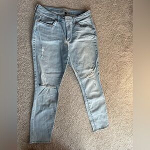 Target Universal Thread mid-rise curvy skinny jeans, size 14/32R